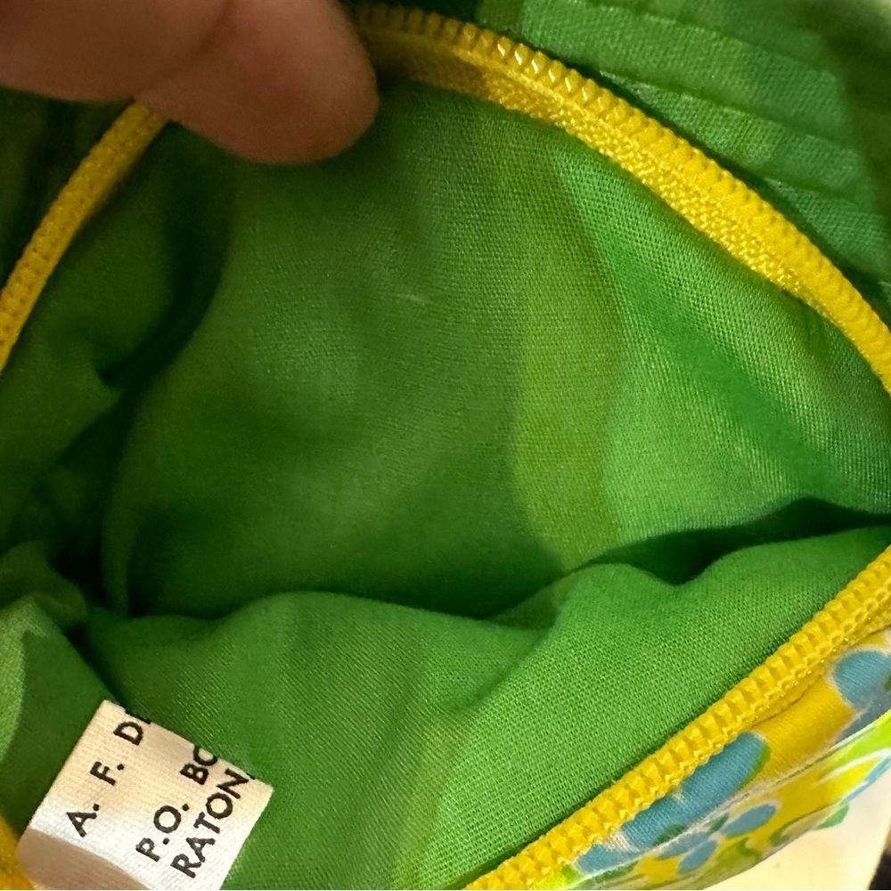 Super cute Quilted Fish Fanny Pack - Picture 5 of 6